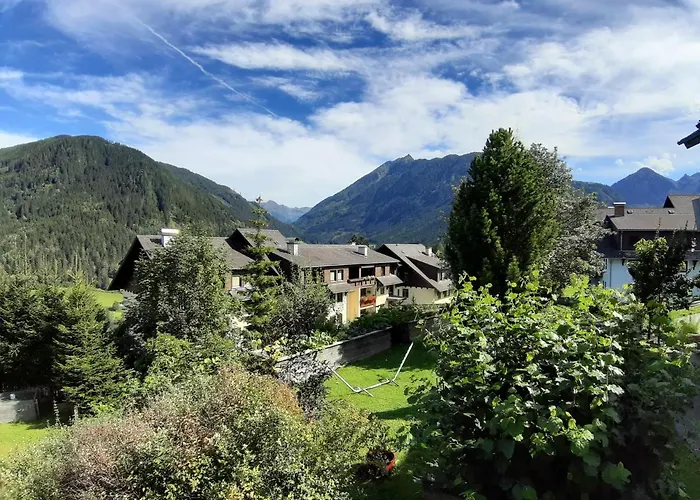 Iris Апартаменты *