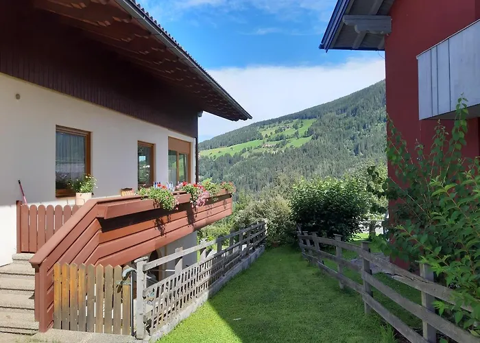 Iris Апартаменты *